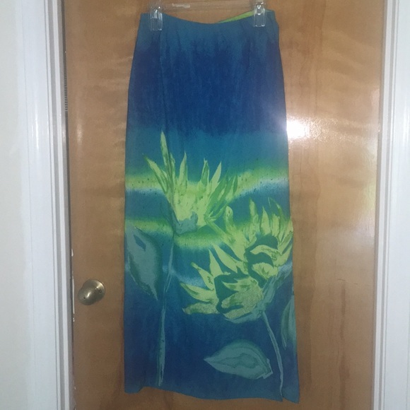 2 pc Maxi Dress - Picture 2 of 6